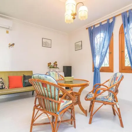 Chalet Geranios - House In Picafort Can Picafort (Mallorca)